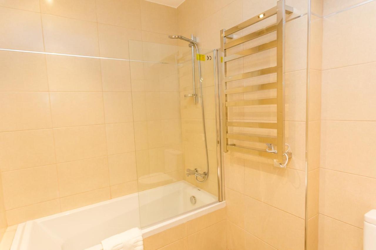 L168 Cabopino Marbella